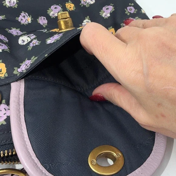 Coach Cargo Crossbody with vintage rosebud print with leather - Picture 11 of 12